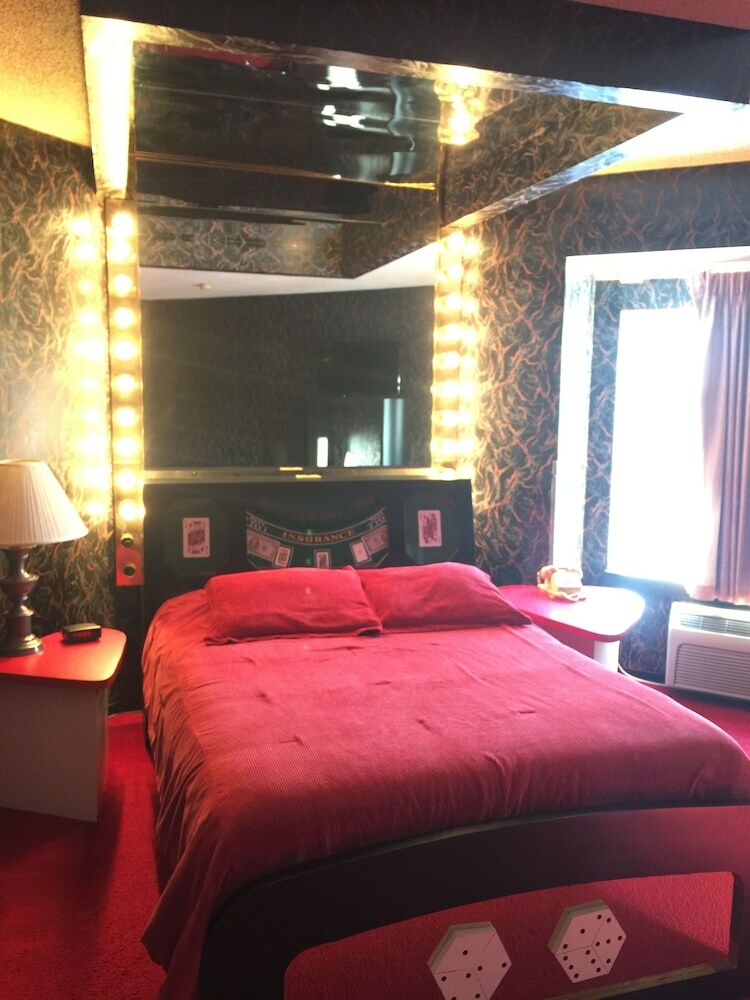 Hotel Don Q Inn