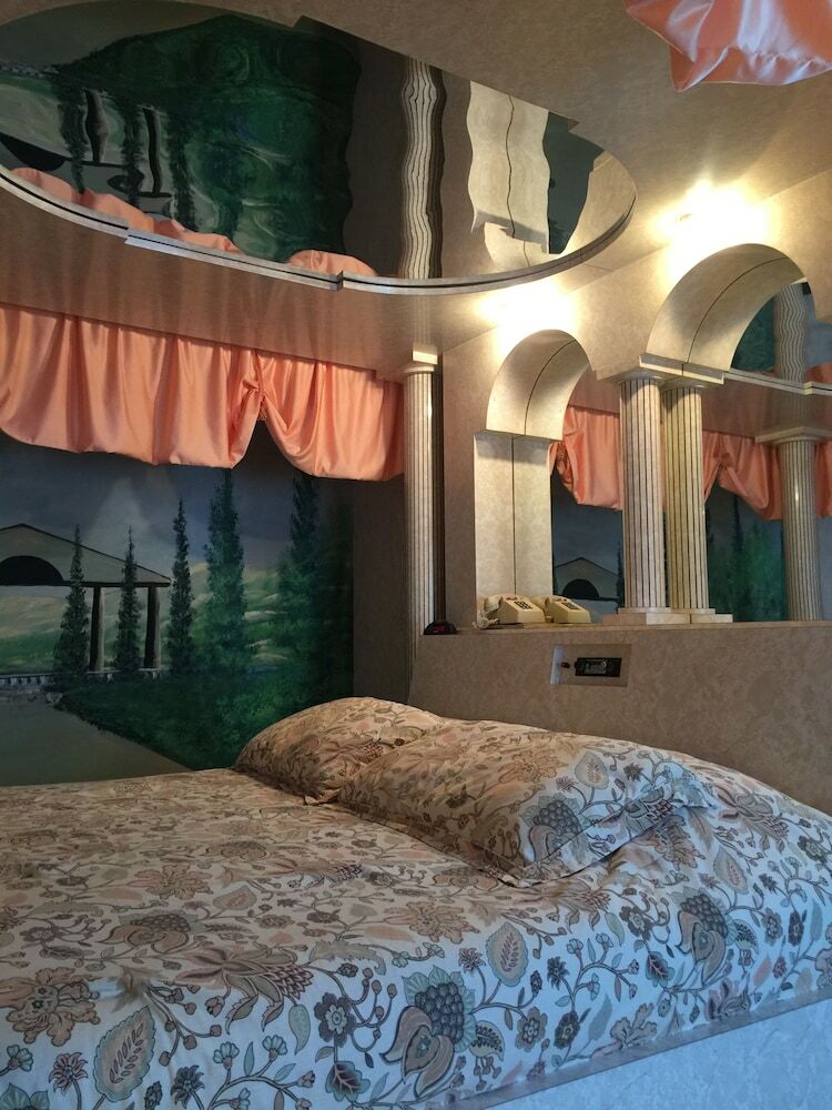 Hotel Don Q Inn