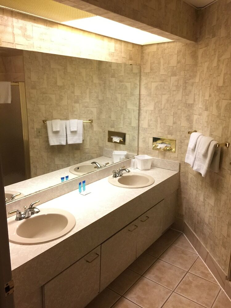 Hotel Don Q Inn