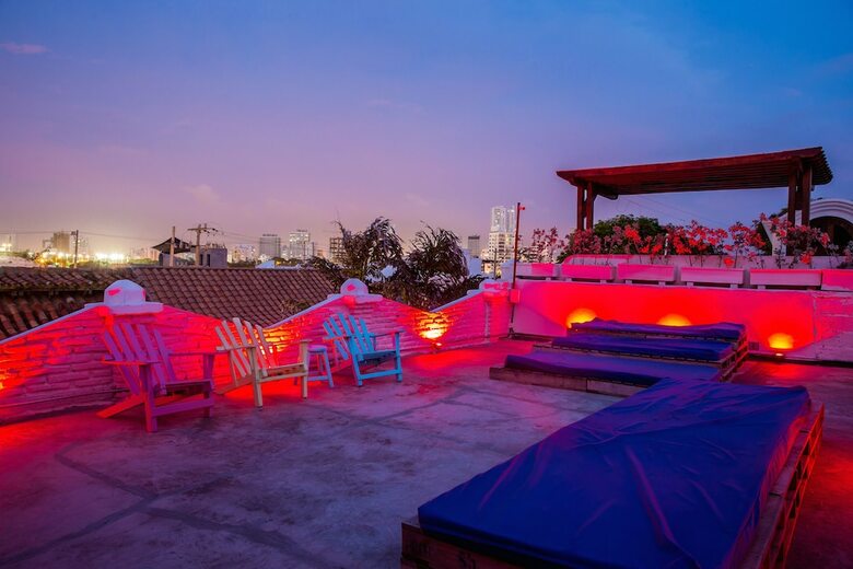 Friends To Be Hotel By Rpc
