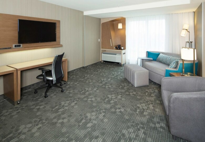 Hotel Courtyard By Marriott Dallas Midlothian-midlothian Conf Ctr