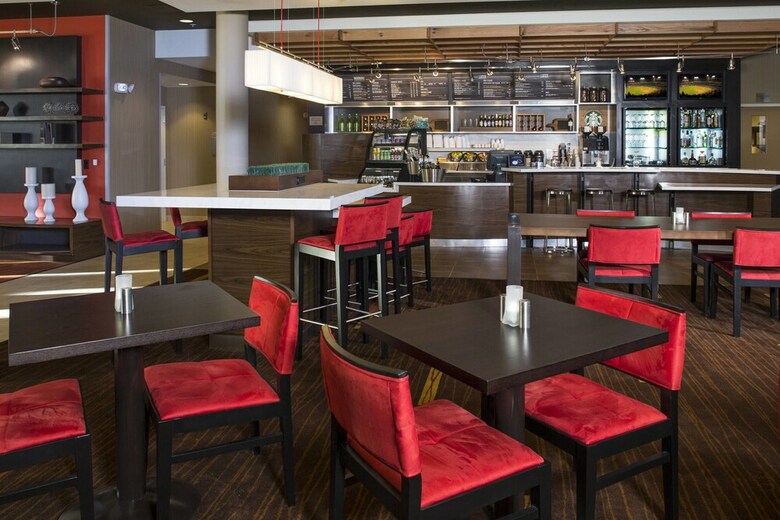 Hotel Courtyard By Marriott Dallas Midlothian-midlothian Conf Ctr