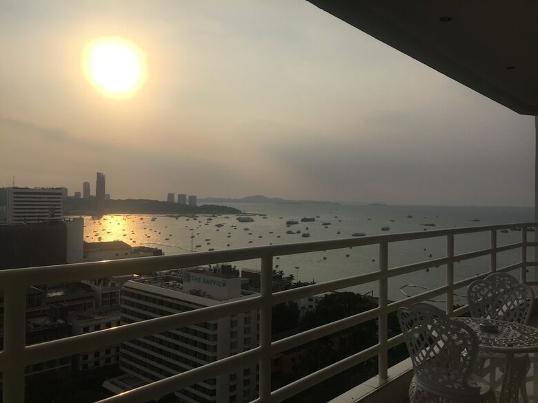 View Talay 6 Condominium By Honey