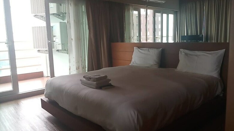 View Talay 6 Condominium By Honey