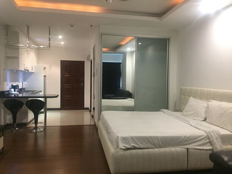 View Talay 6 Condominium By Honey