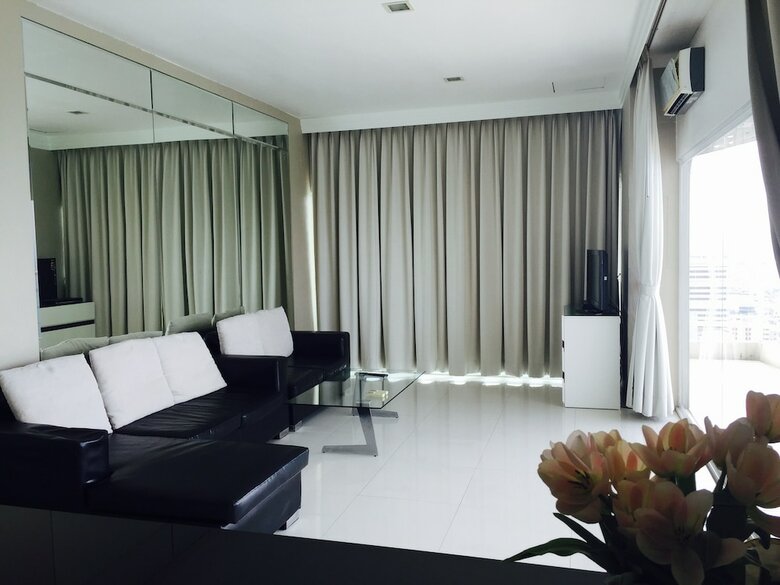 View Talay 6 Condominium By Honey