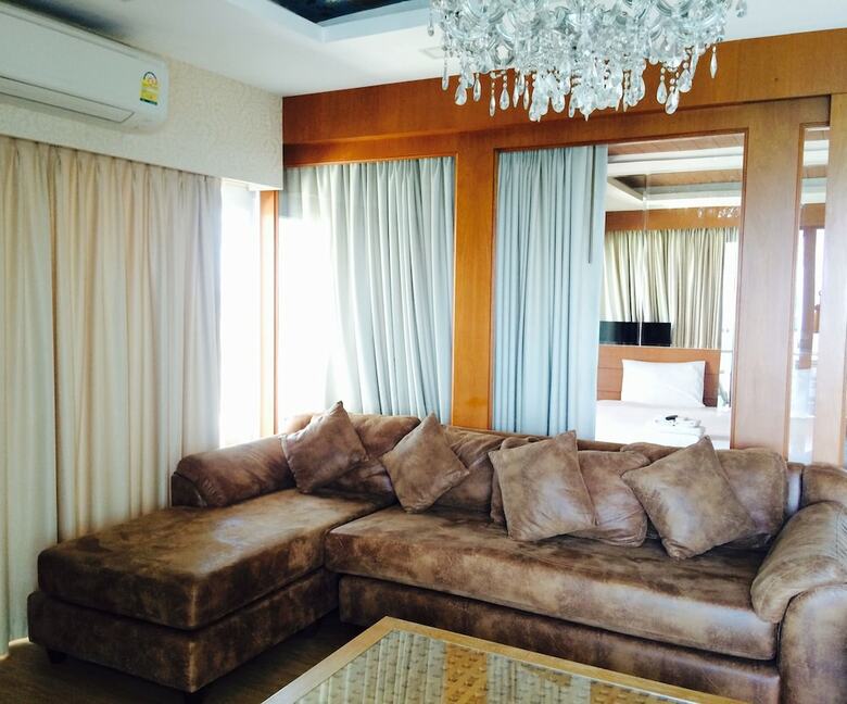 View Talay 6 Condominium By Honey
