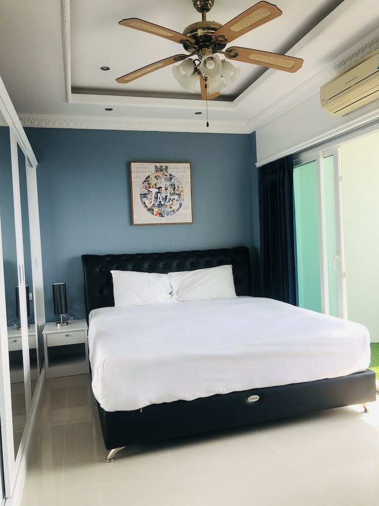 View Talay 6 Condominium By Honey
