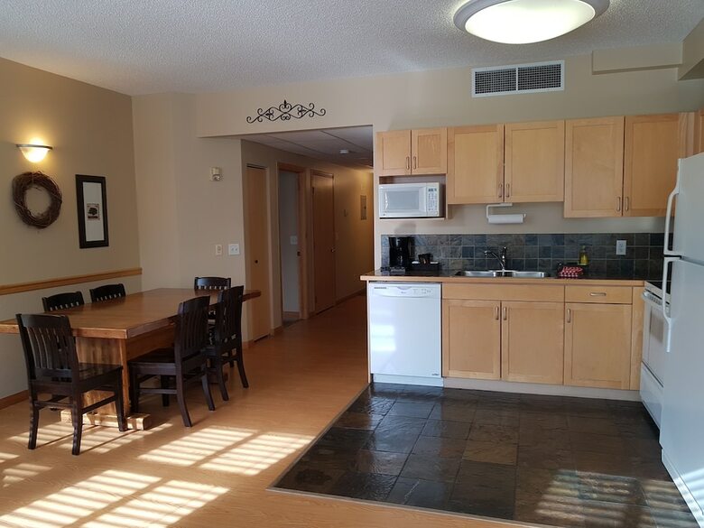 Sunset Resorts Canmore And Spa