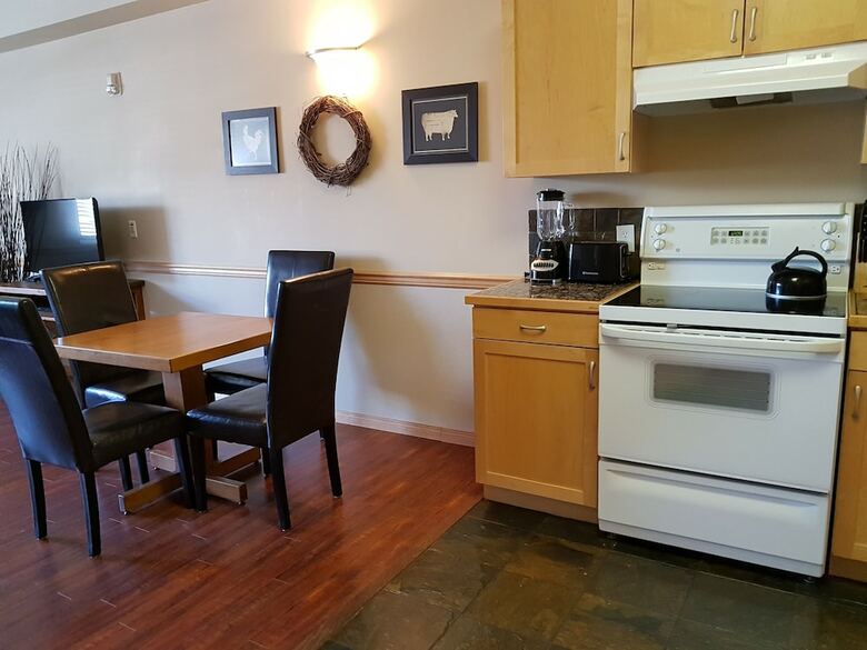 Sunset Resorts Canmore And Spa