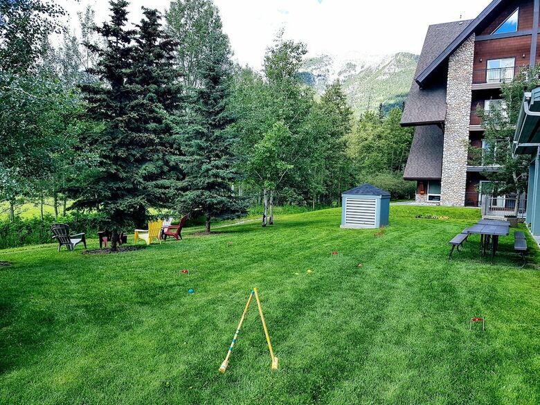 Sunset Resorts Canmore And Spa