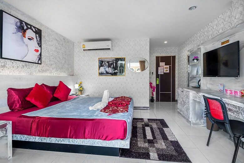 The Shades Boutique Hotel Patong Phuket