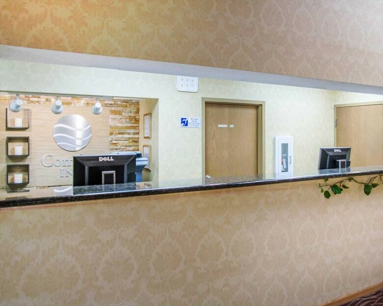 Hotel Comfort Inn