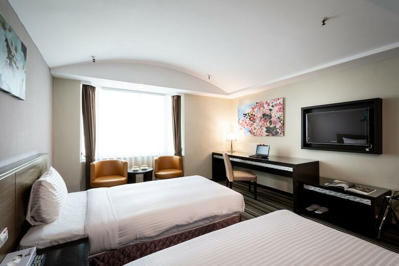 Yoyo Hotel