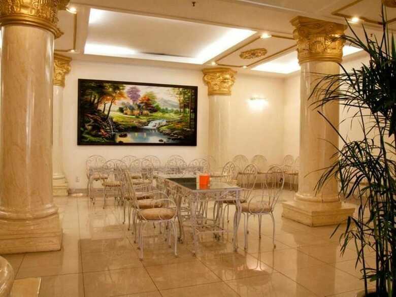 Phi Phung Hotel