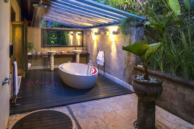 Tirta Naga Villa