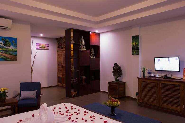 Indra Porak Residence Hotel