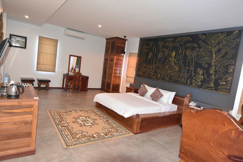 Indra Porak Residence Hotel