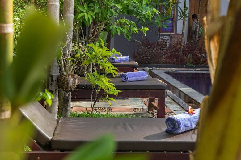 Indra Porak Residence Hotel