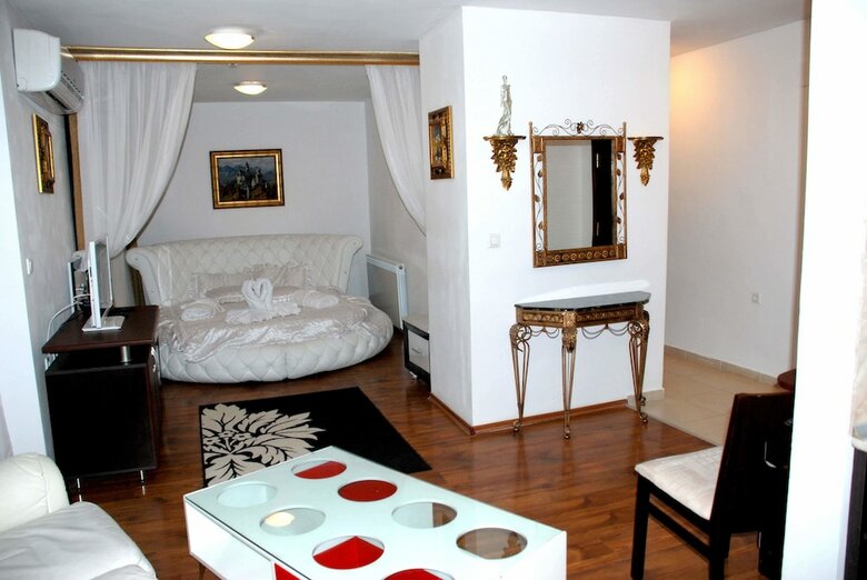 Hotel Elegant Lux