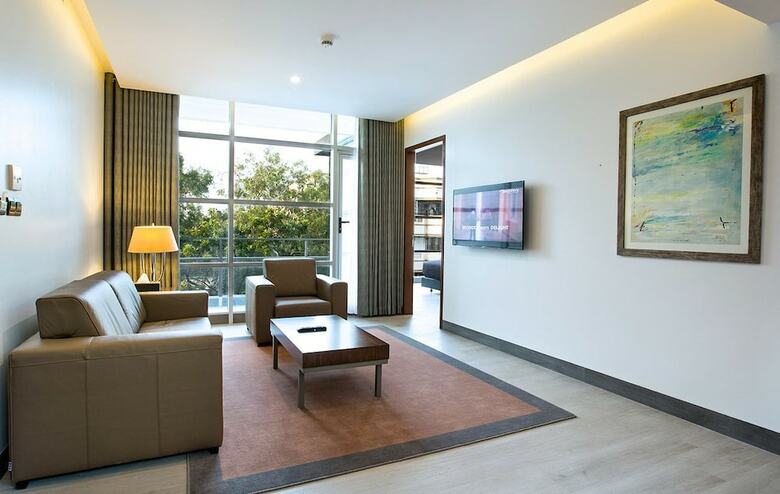 Hotel Space Apartments