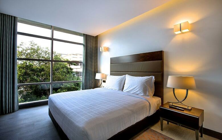 Hotel Space Apartments
