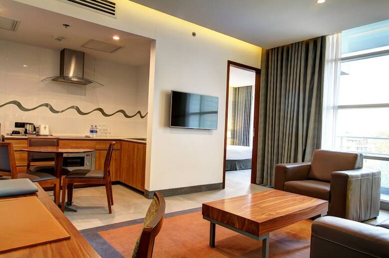 Hotel Space Apartments