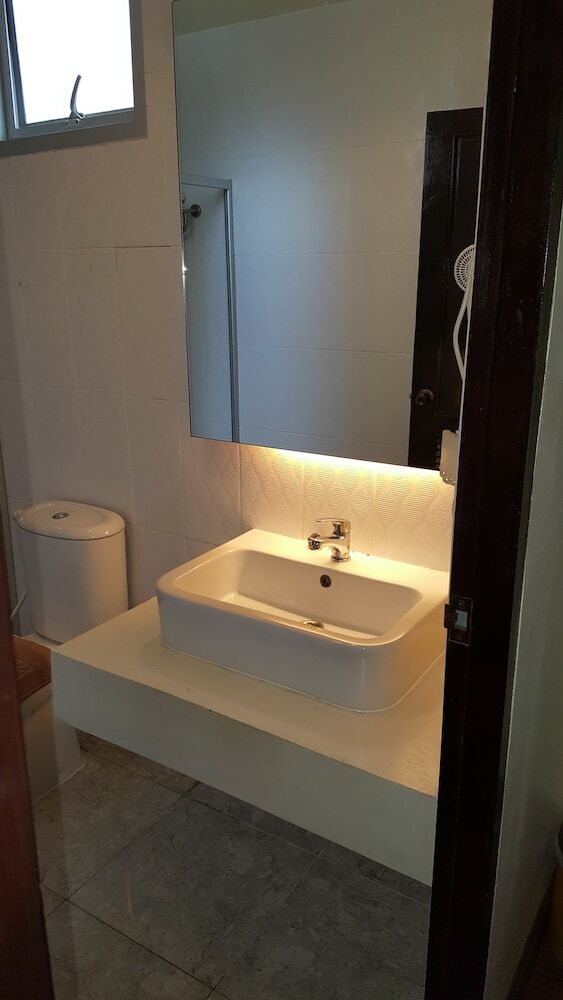 Hotel W 21 By Serene Asoke Suites