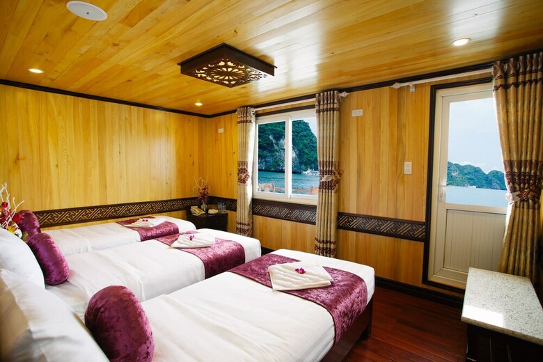 Halong Cristina Diamond Cruise