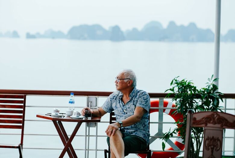 Halong Cristina Diamond Cruise