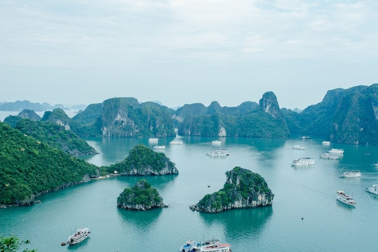 Halong Cristina Diamond Cruise