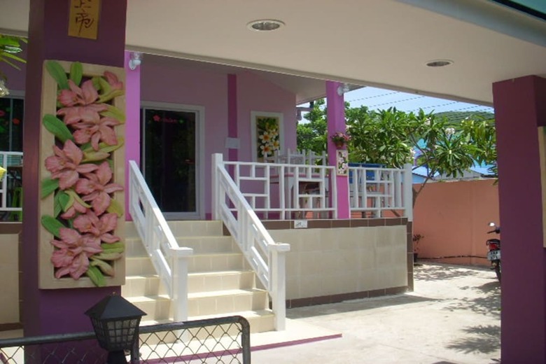 Hotel Baan Kan Eang Koh Lan