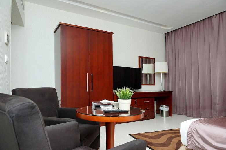 Aparthotel Grand Mayral Hotel