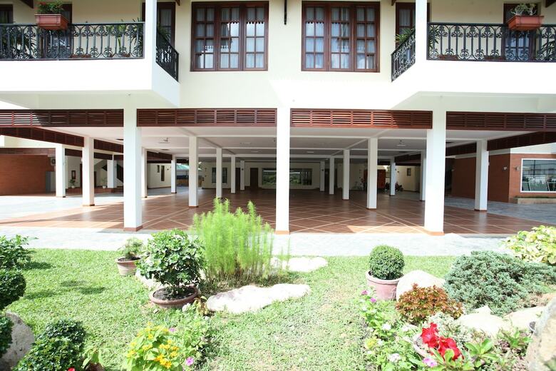 Steung Siemreap Residences & Apartment