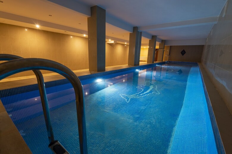 Dolphin Resort Hotel & Conference
