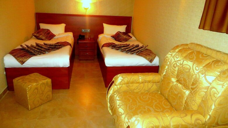 Park Avenue Hotel