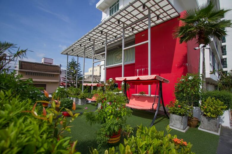Hotel Rang Hill Residence