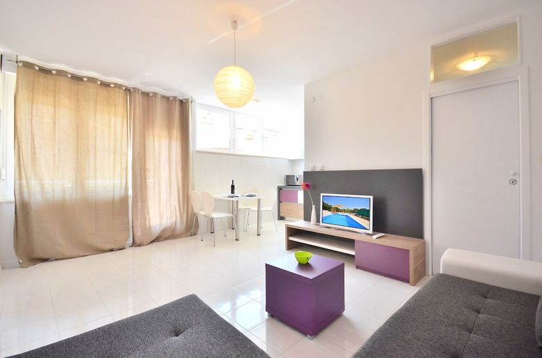 Bretia Apartments & More