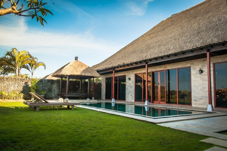 Hotel Royal Pool Villa Bali