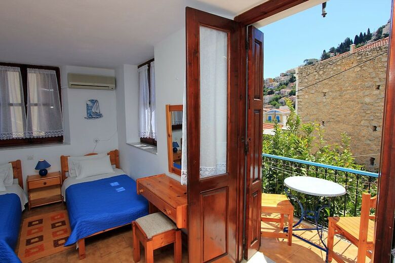 Hotel Symi Center