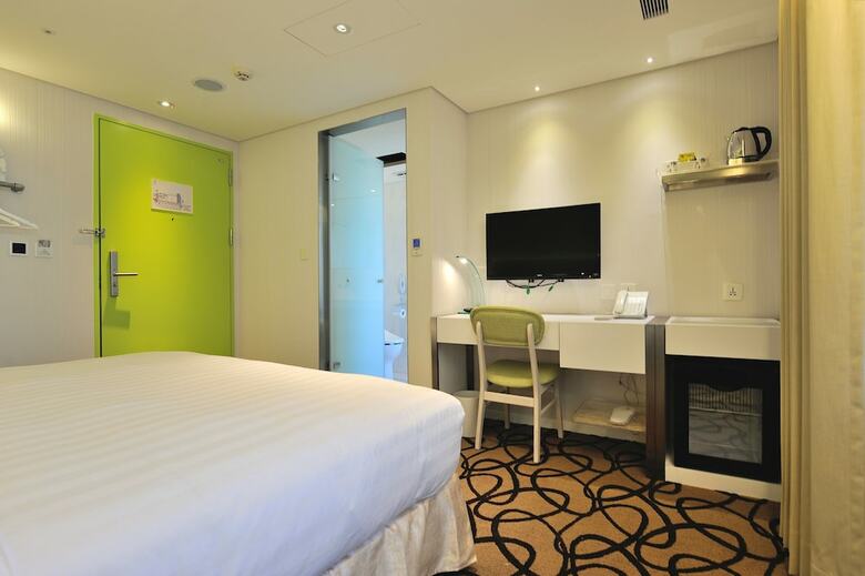 Green World Hotel Zhonghua