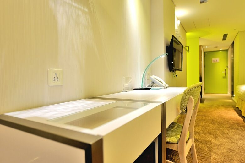 Green World Hotel Zhonghua