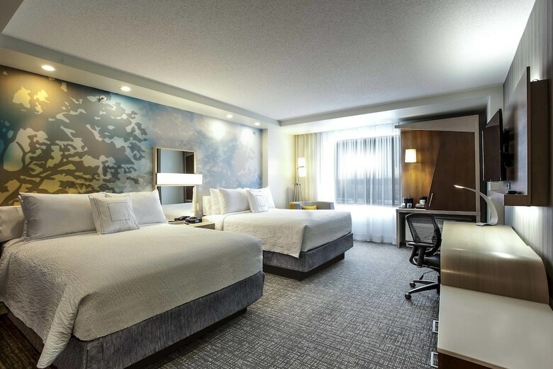 Hotel Courtyard By Marriott Montreal West Island/baie D'urfe