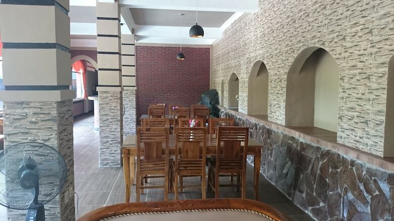 Hotel Caf� Johan Home Stay Senggigi