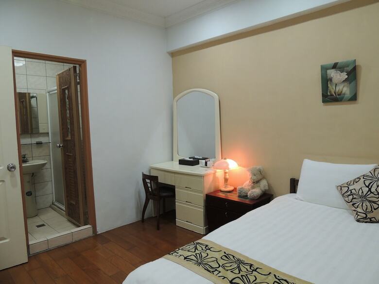Dongshan River Left Bank B&B