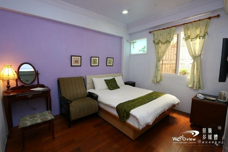 Dongshan River Left Bank B&B
