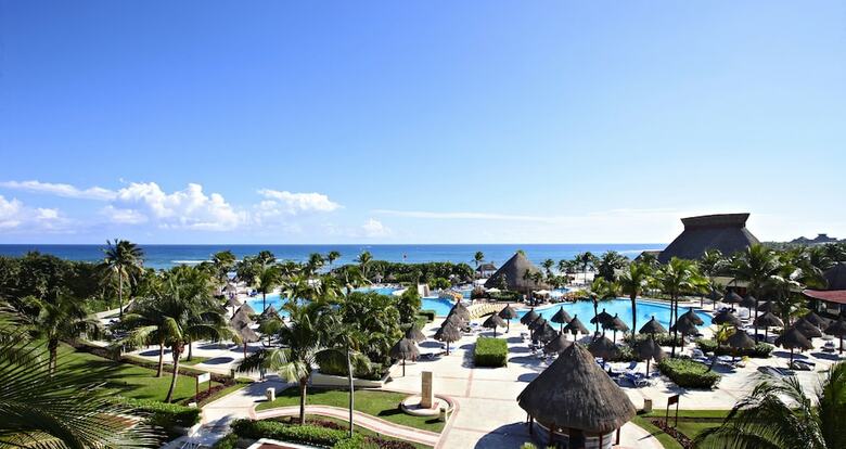 Bahia Principe Vacation Rentals - Three-bedroom House
