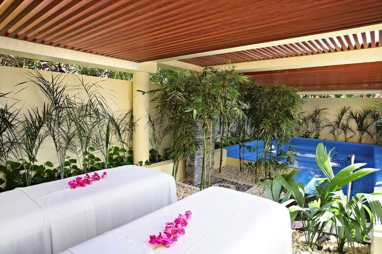 Bahia Principe Vacation Rentals - Three-bedroom House