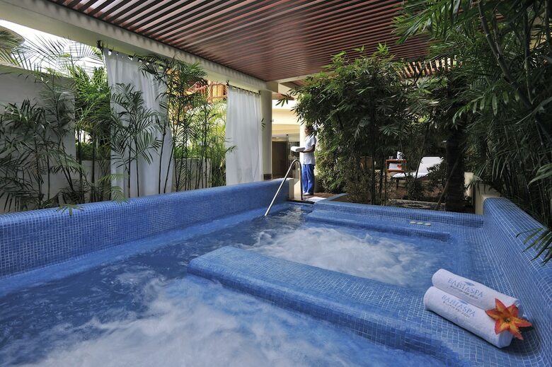 Bahia Principe Vacation Rentals - Three-bedroom House