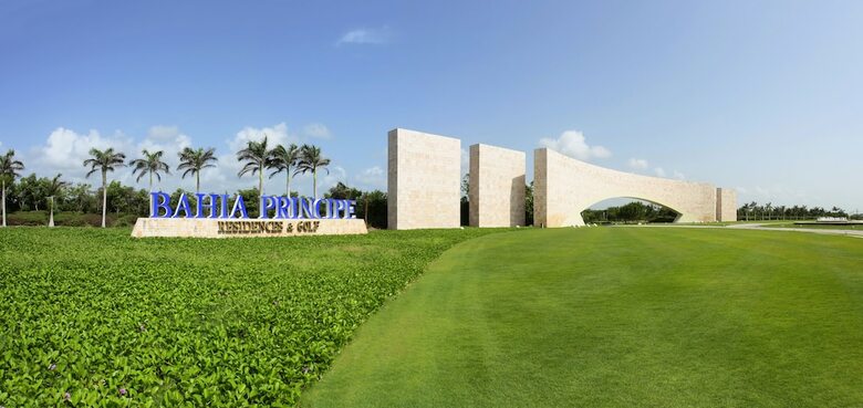 Bahia Principe Vacation Rentals - Three-bedroom House